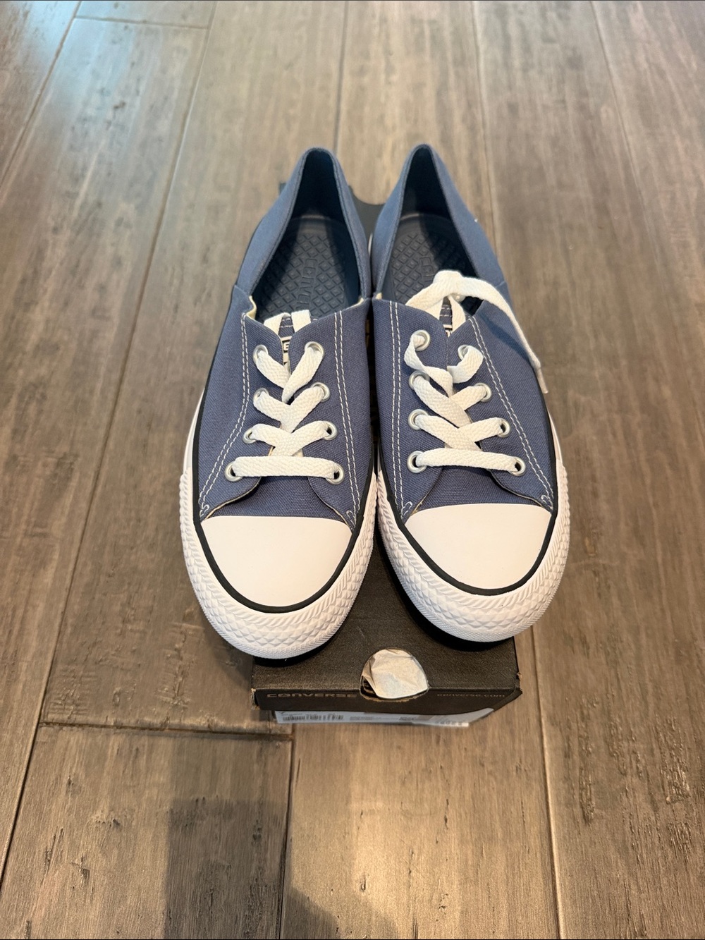 Converse Women Blue Coast Canvas Low Top Sneakers with White Trim